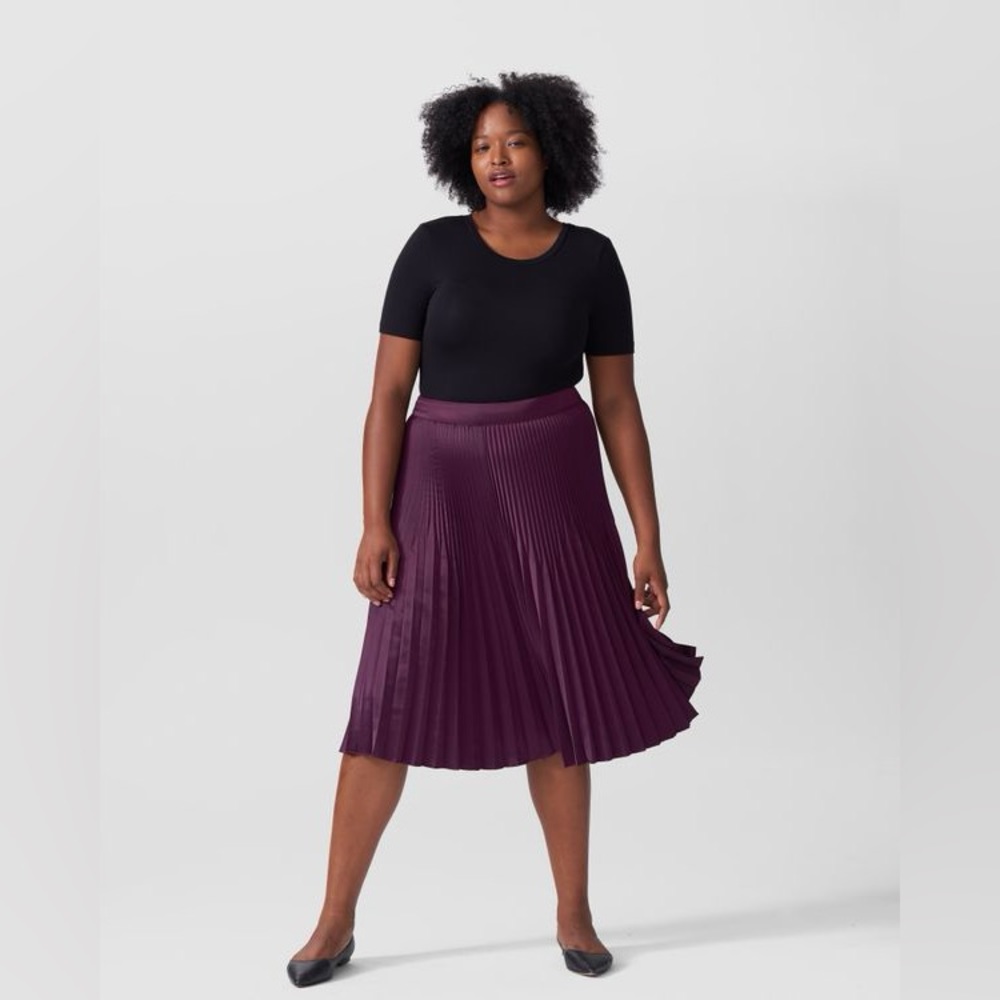 Universal Standard Kniko Pleated Skirt M in purple